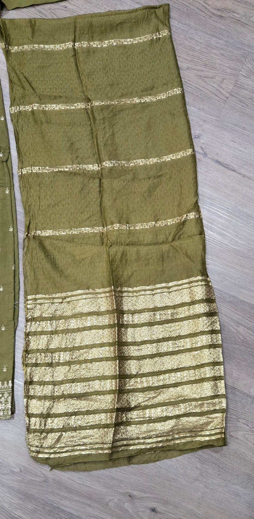 Azure Dream: Embroidered Kurta Set with Opulent Banarasi Dupatta